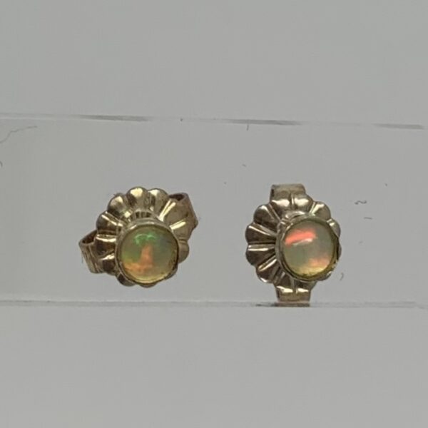 /Ethiopian Opal Stud Earrings