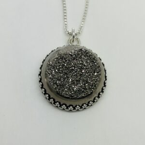 DruzySilverMoonPendant/